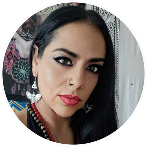 Fotografía de Sandra Janette Zamora, terapeuta en quiropraxia y masajes en Guadalajara